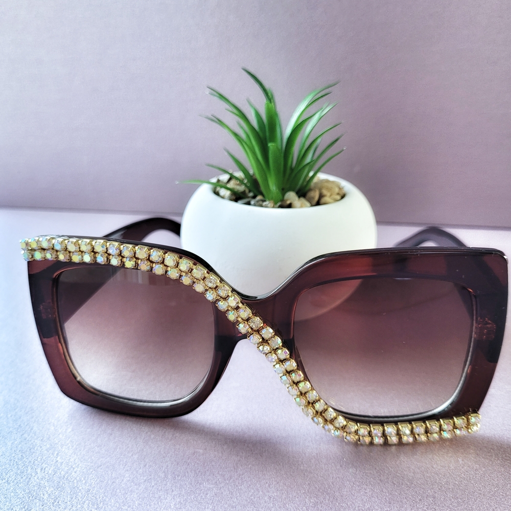NWOT Brown Sunglasses with Gold Accents